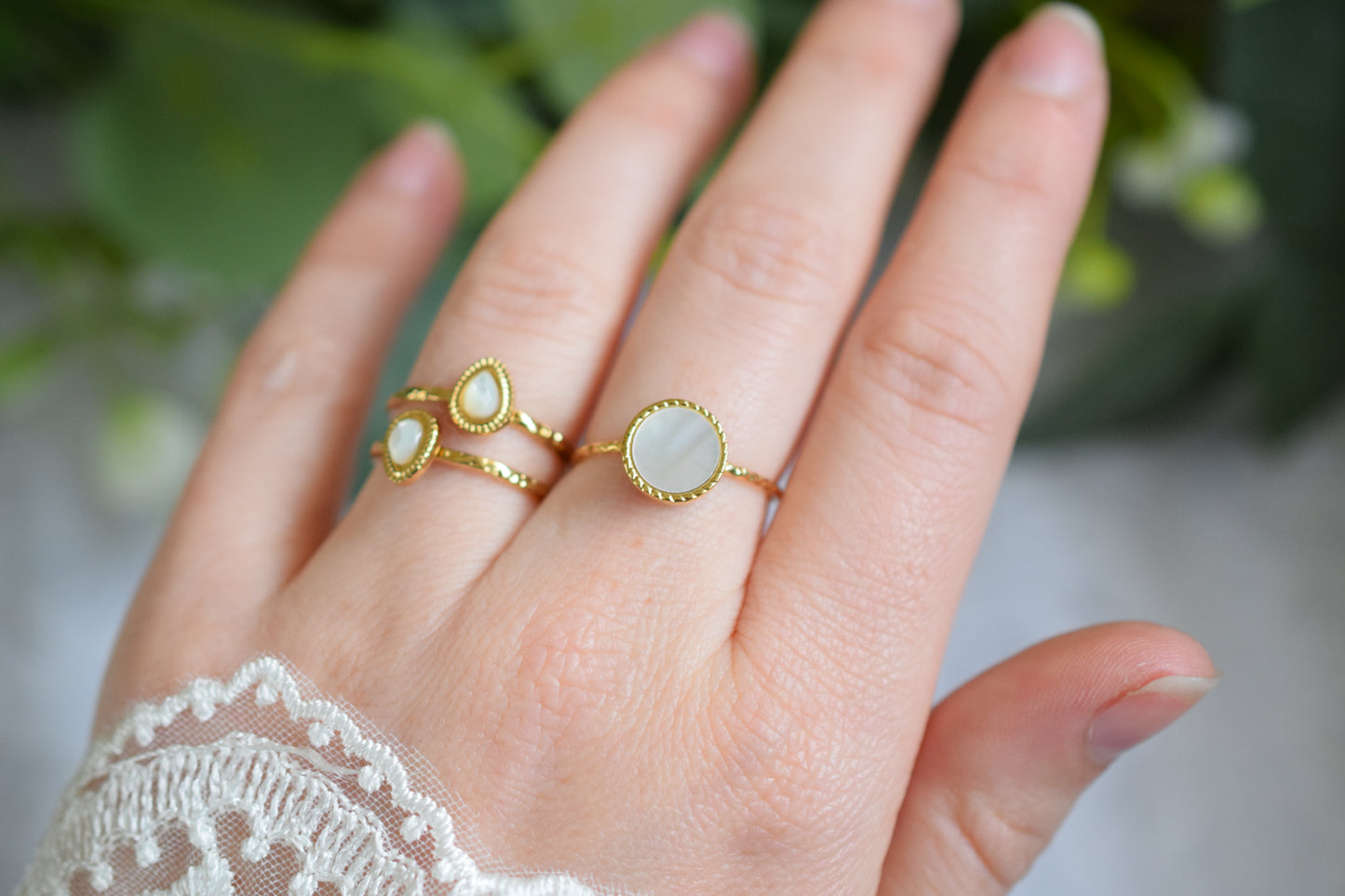 bague réglable en pierre naturelle de forme ronde