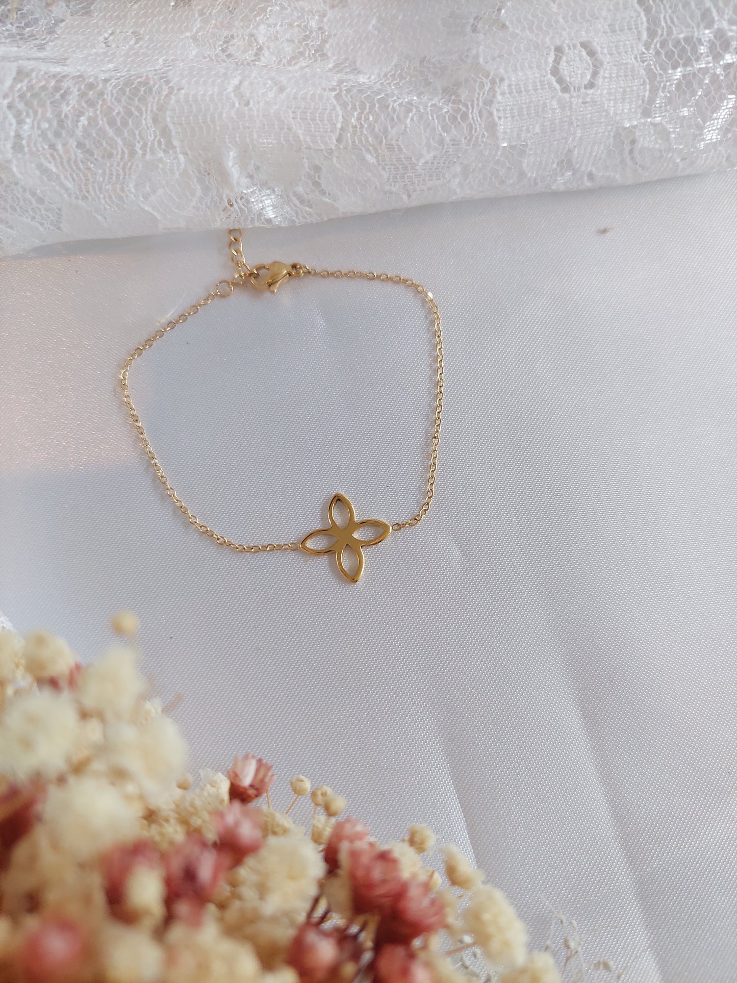 bijou bracelet trèfle en acier inoxydable doré