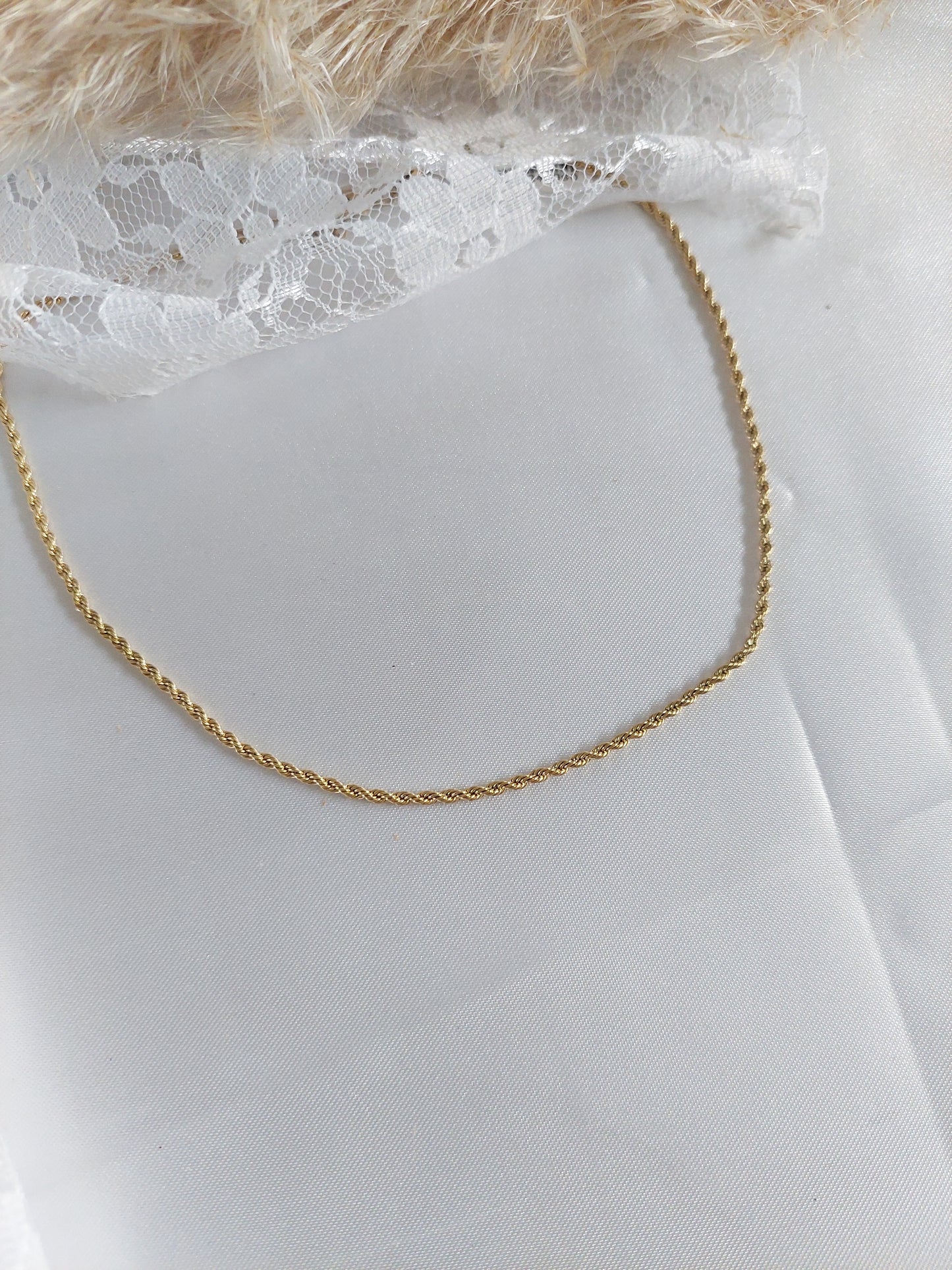 collier chaine torsadé en acier inoxydable doré