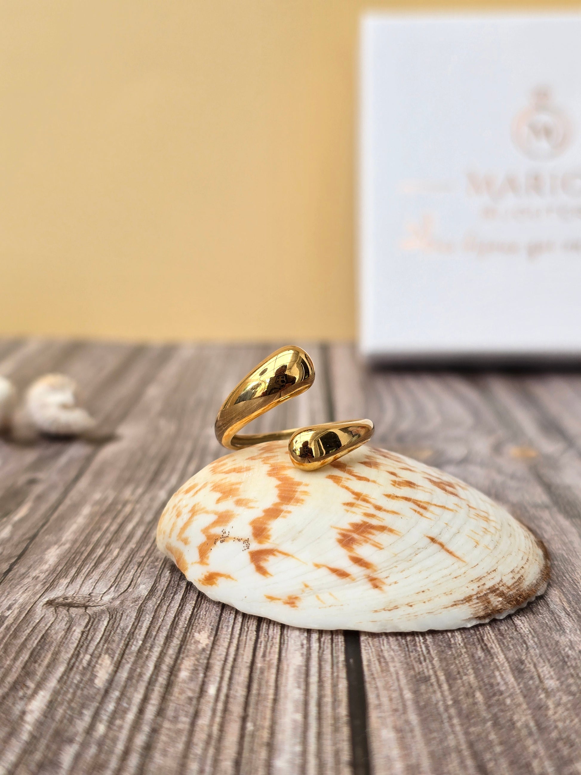 bague doré réglable sur l'avant de forme géométrique 
