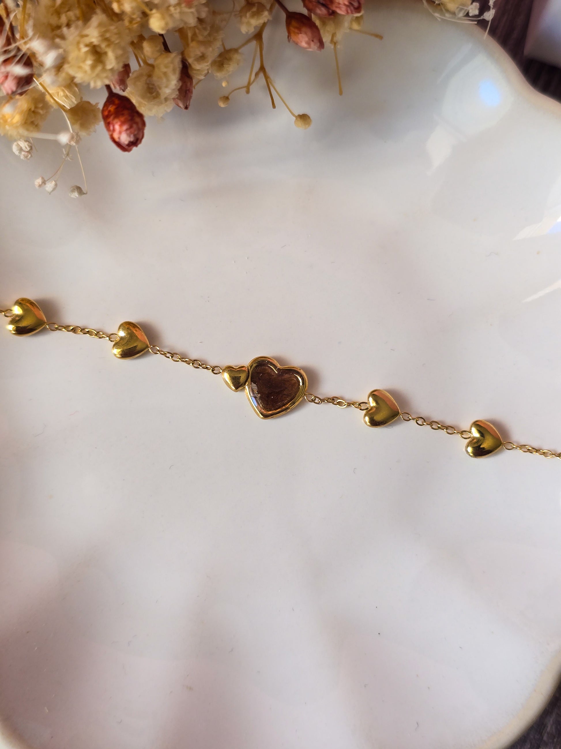 bracelet souvenir et pet mémorial avec des coeurs