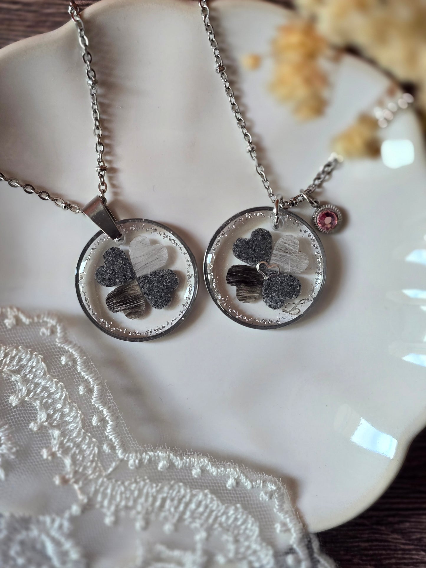 Collier - LUCKY (bijoux souvenirs)