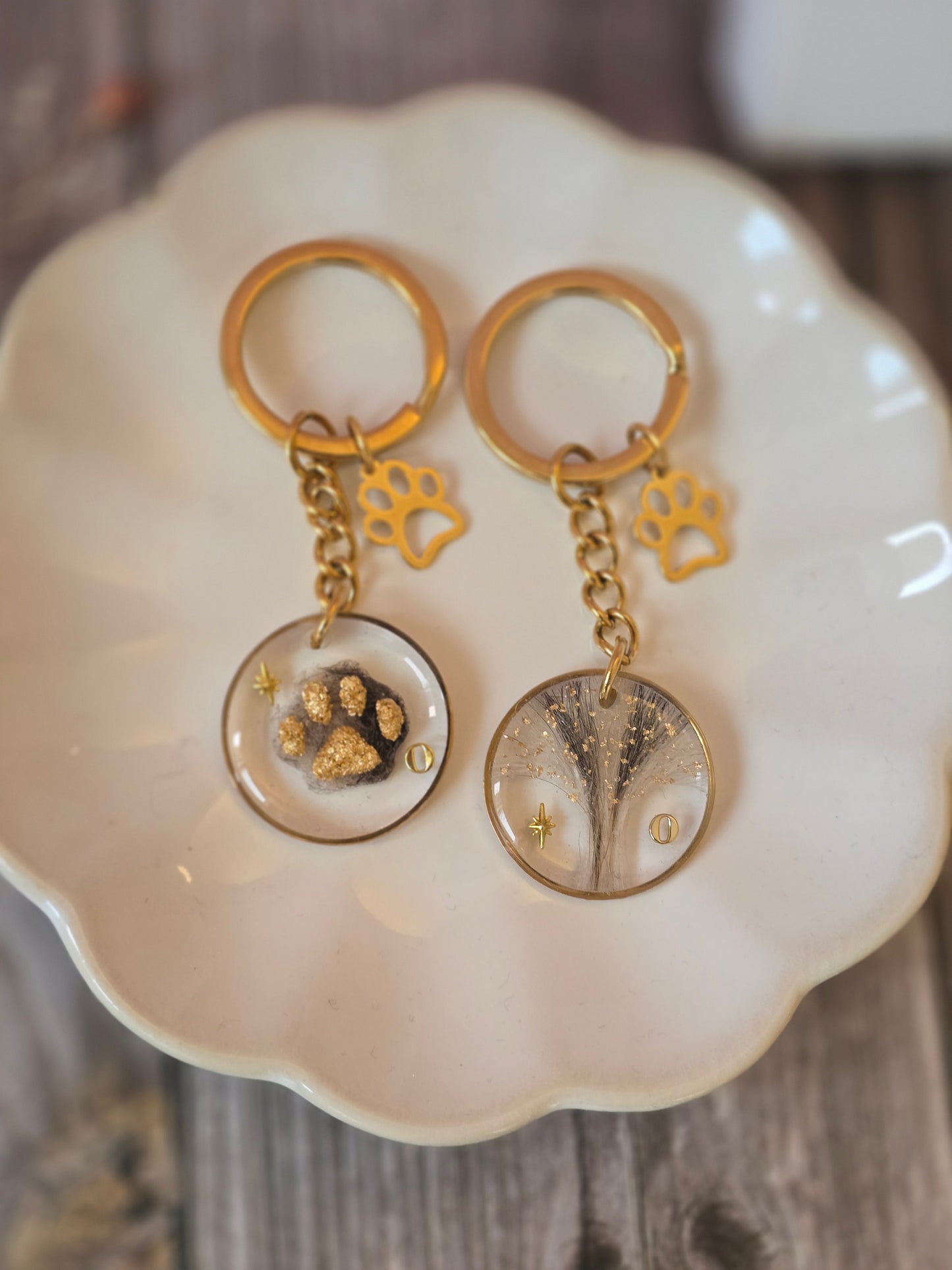 Portes clés doré ( Bijoux souvenirs)