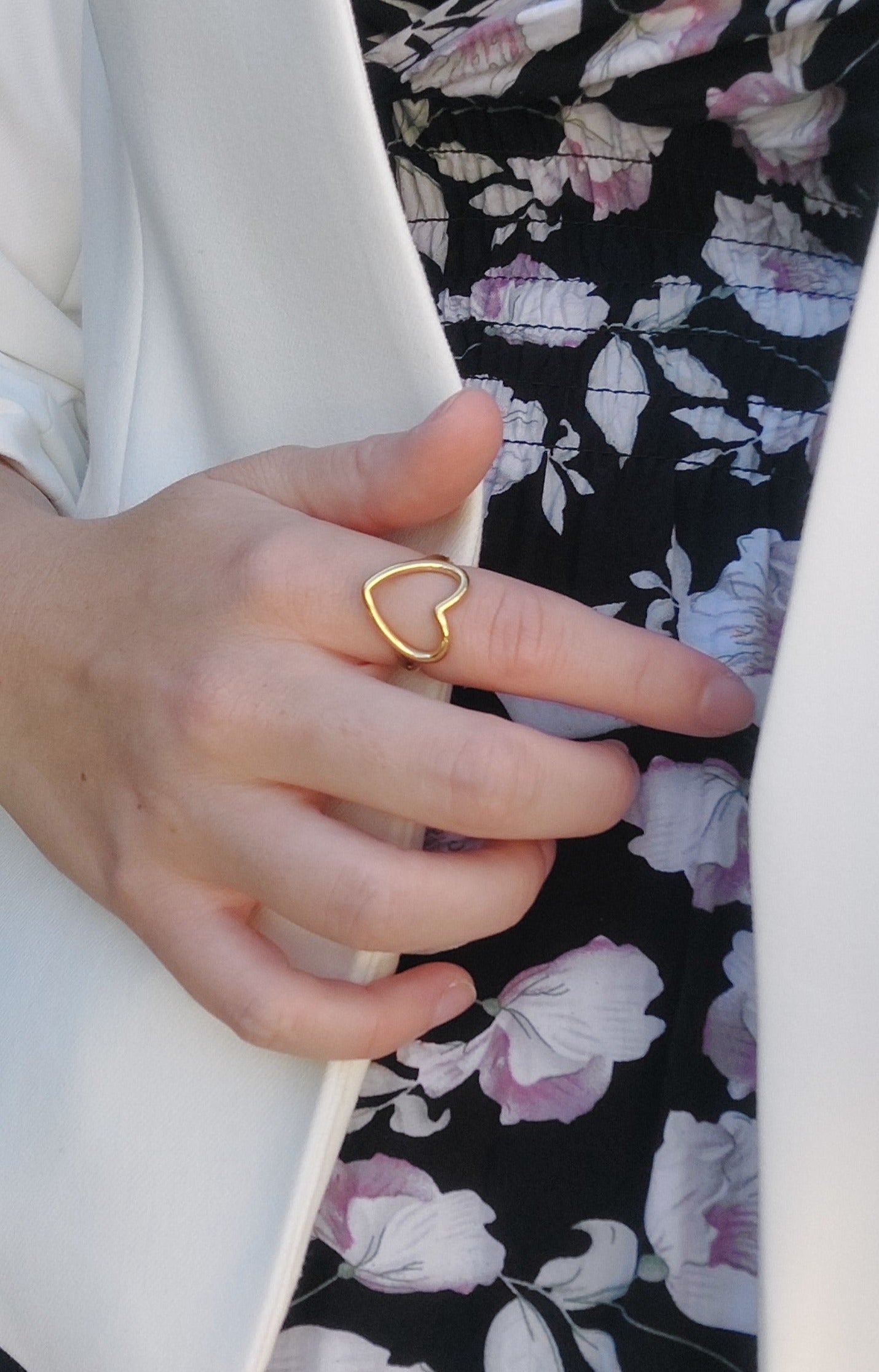 bague en acier inoxydable doré en forme de coeur, avec possibilité d'y insérer un souvenir